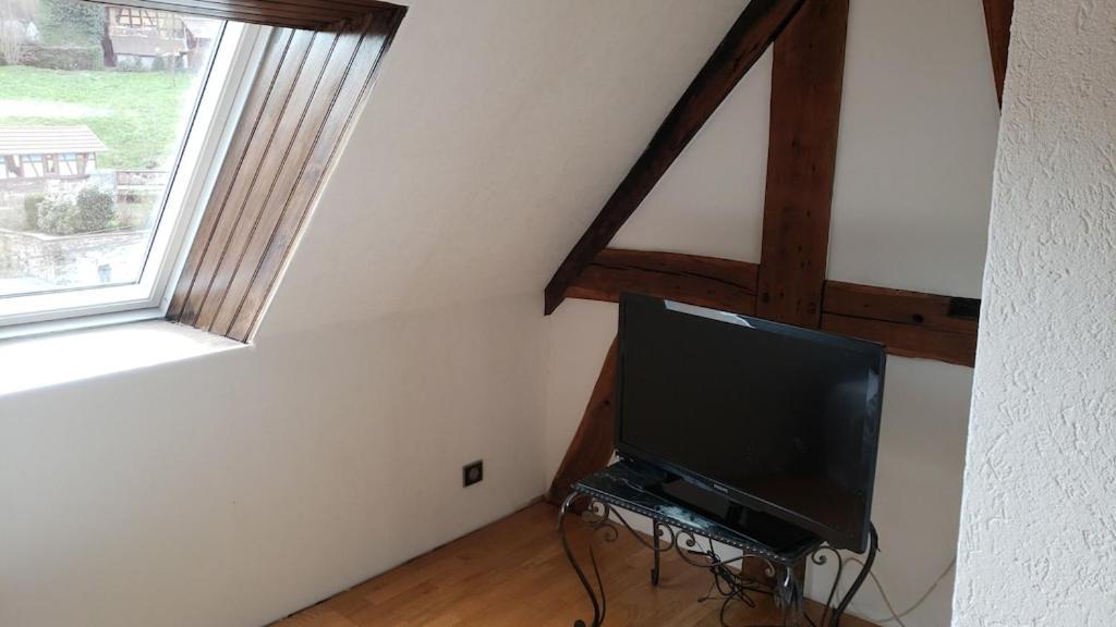 Gite Au Petit Ruisseau-Etage Et Combles-Maison Alsacienne 4 Personnes 4 Nuitees Minimum Langensoultzbach Exteriér fotografie